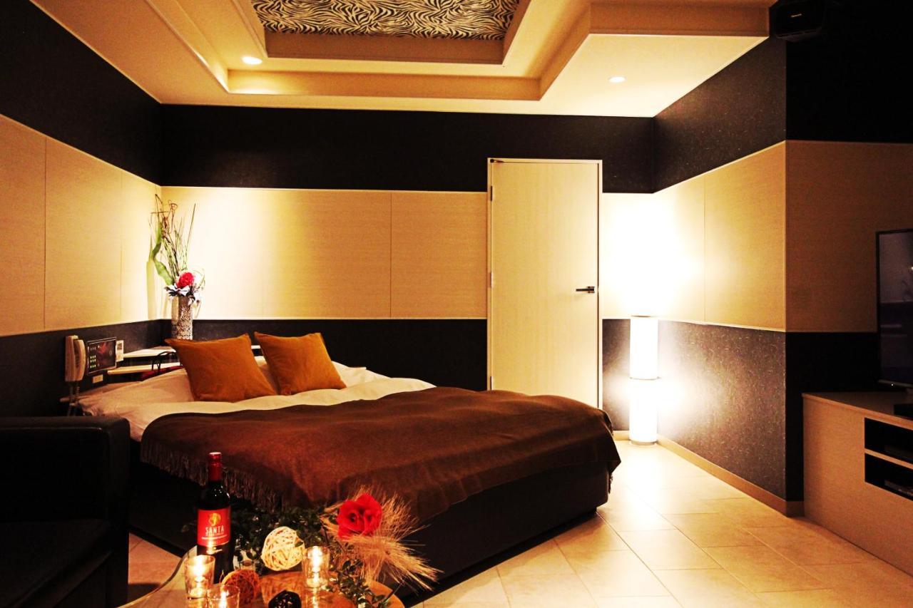 Hotel O2 -Adult Only- Hirabari Exterior foto