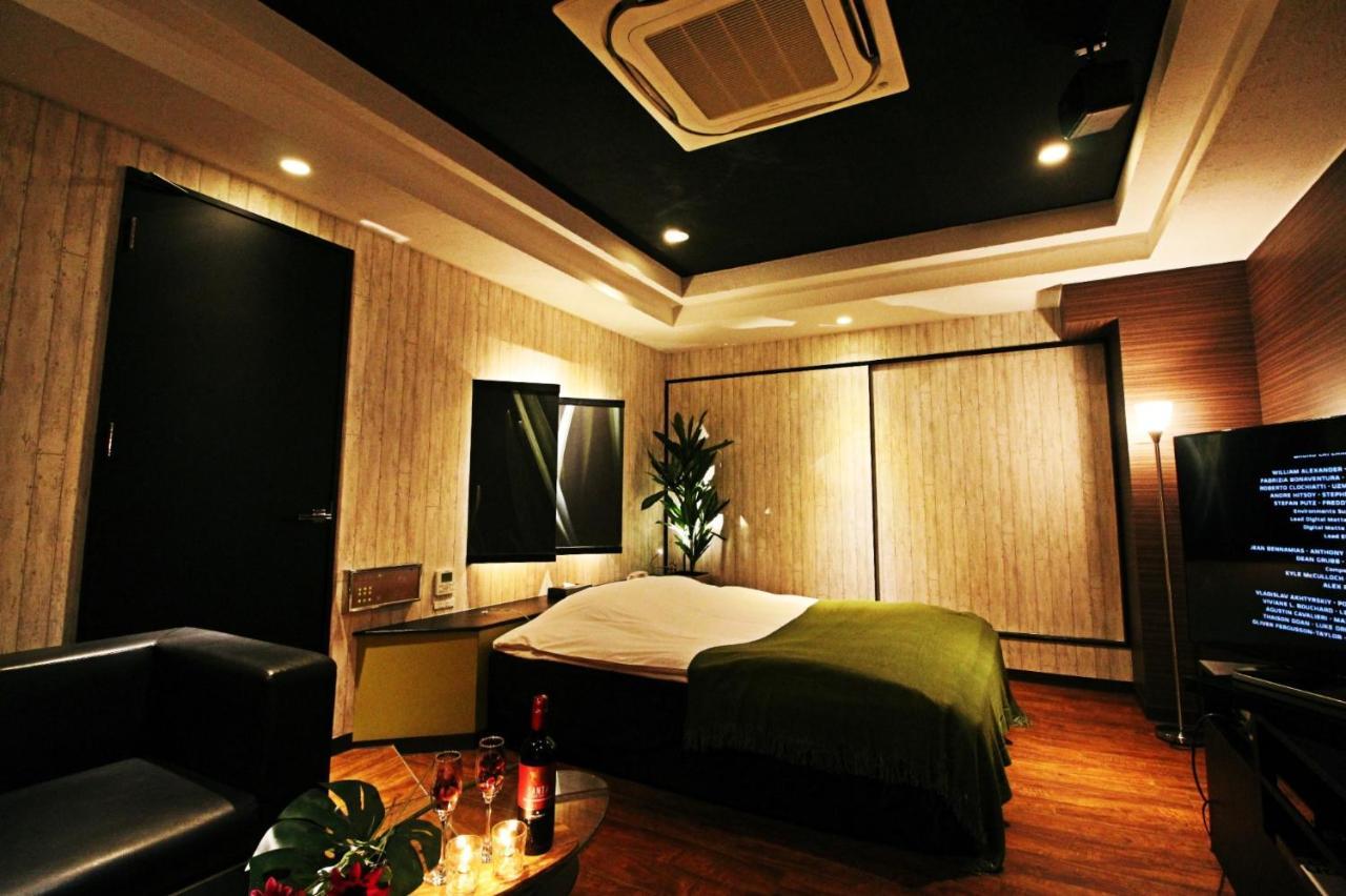 Hotel O2 -Adult Only- Hirabari Exterior foto