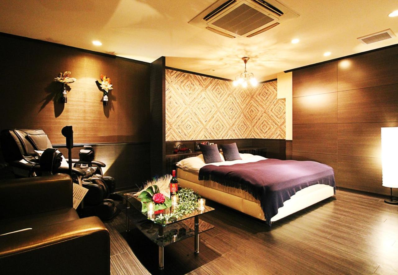 Hotel O2 -Adult Only- Hirabari Exterior foto