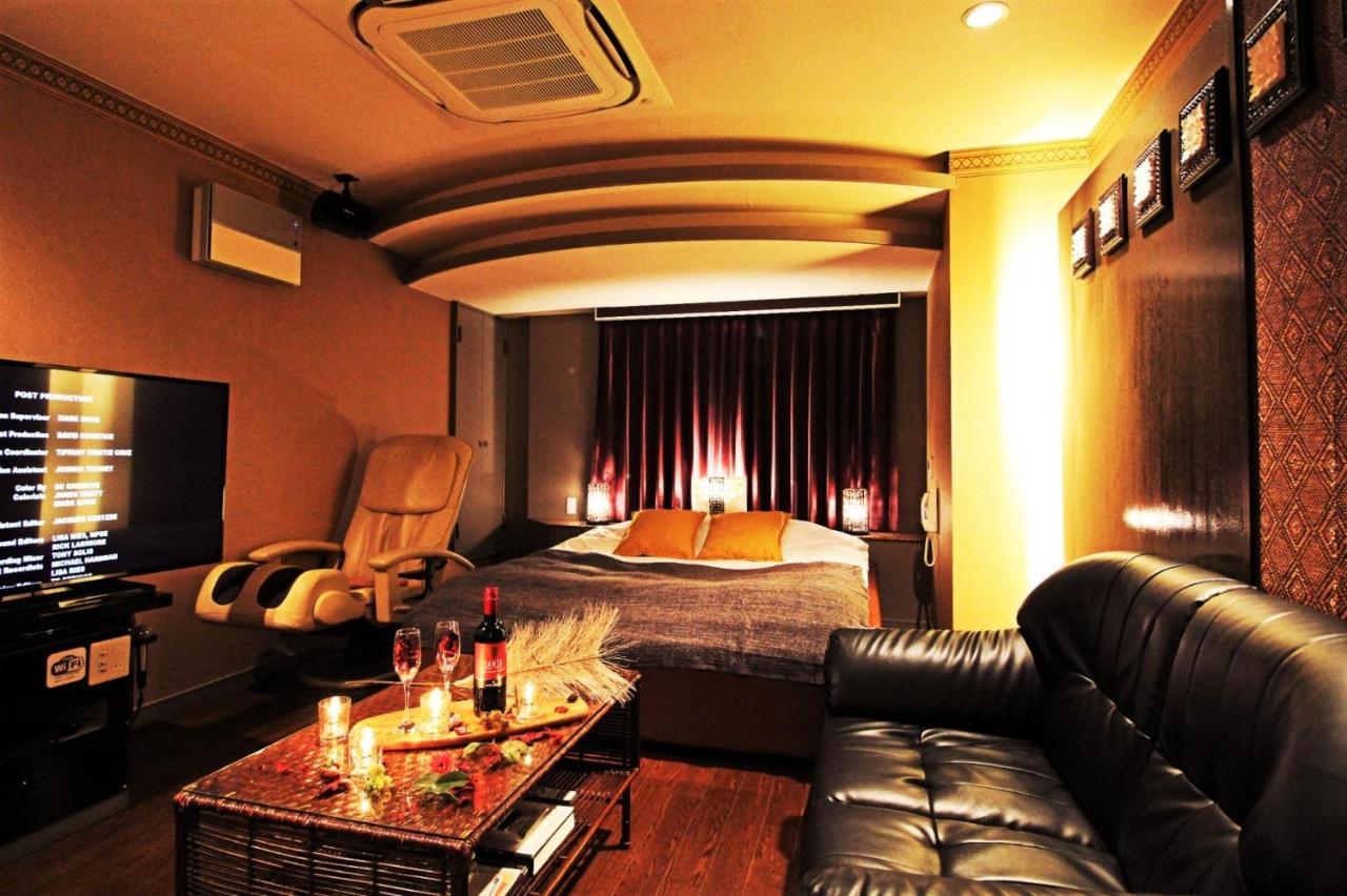 Hotel O2 -Adult Only- Hirabari Exterior foto