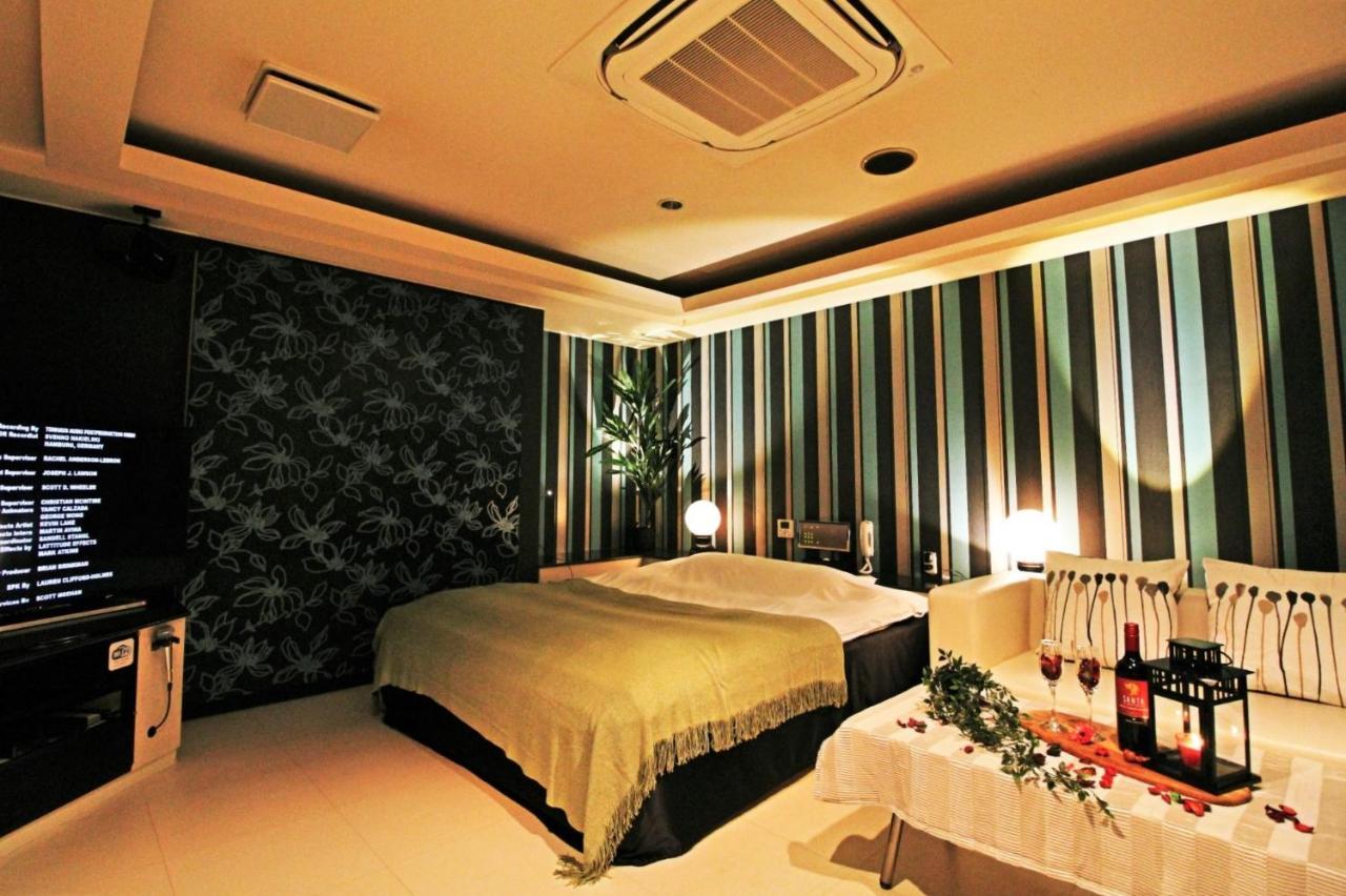 Hotel O2 -Adult Only- Hirabari Exterior foto