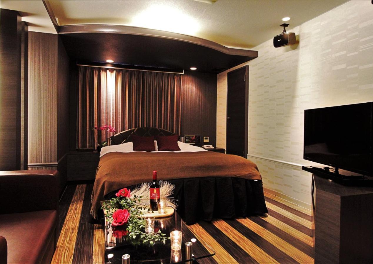 Hotel O2 -Adult Only- Hirabari Exterior foto