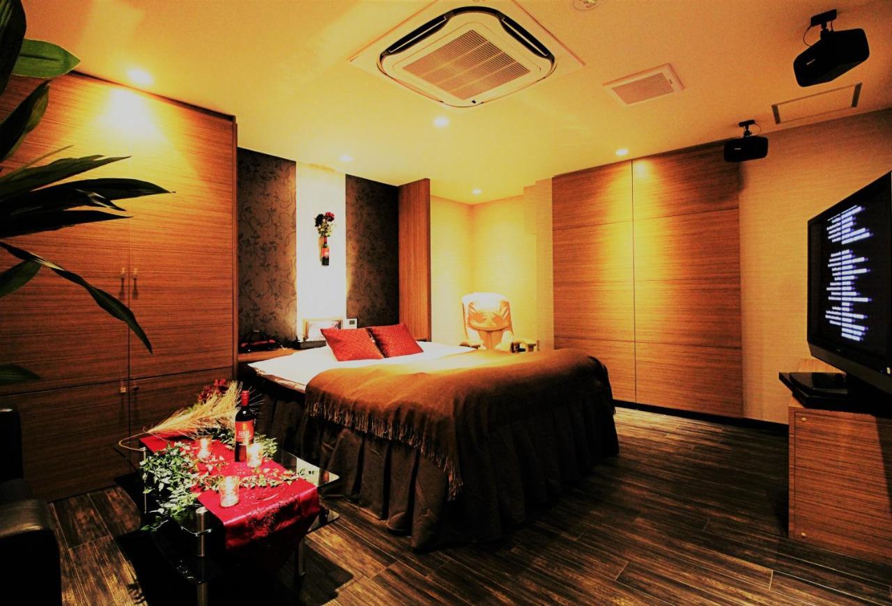 Hotel O2 -Adult Only- Hirabari Exterior foto