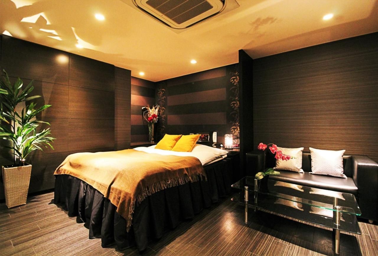 Hotel O2 -Adult Only- Hirabari Exterior foto